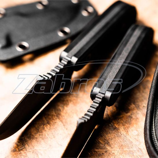 Boker Plus Kagat, Киев